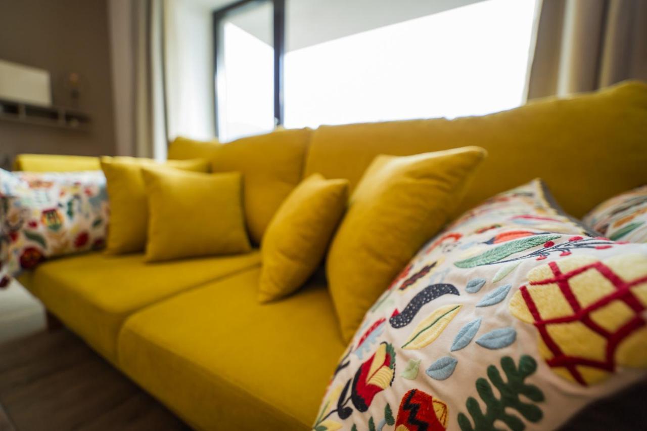 Sarah Deluxe Apartment In Silver Mountain Пояна-Брашов Экстерьер фото