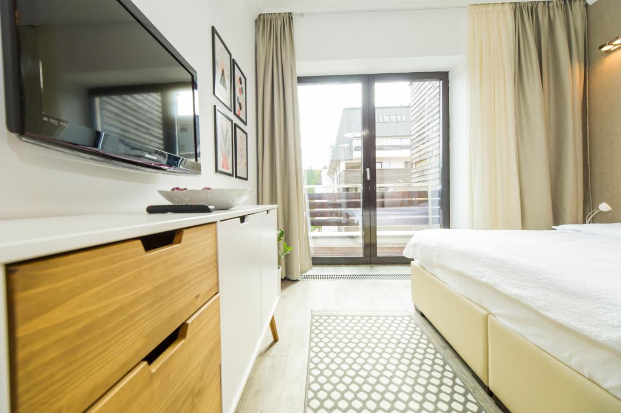 Sarah Deluxe Apartment In Silver Mountain Пояна-Брашов Экстерьер фото