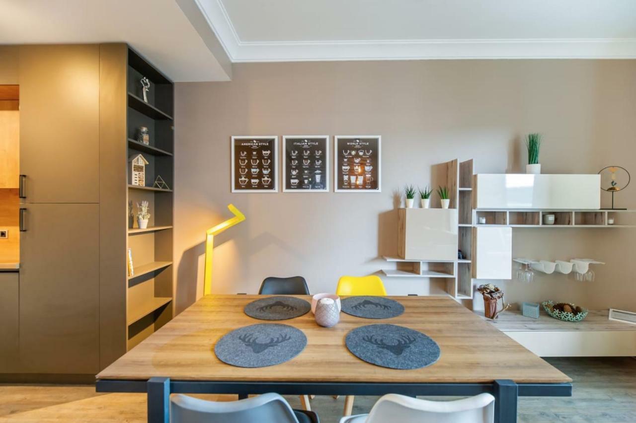 Sarah Deluxe Apartment In Silver Mountain Пояна-Брашов Экстерьер фото